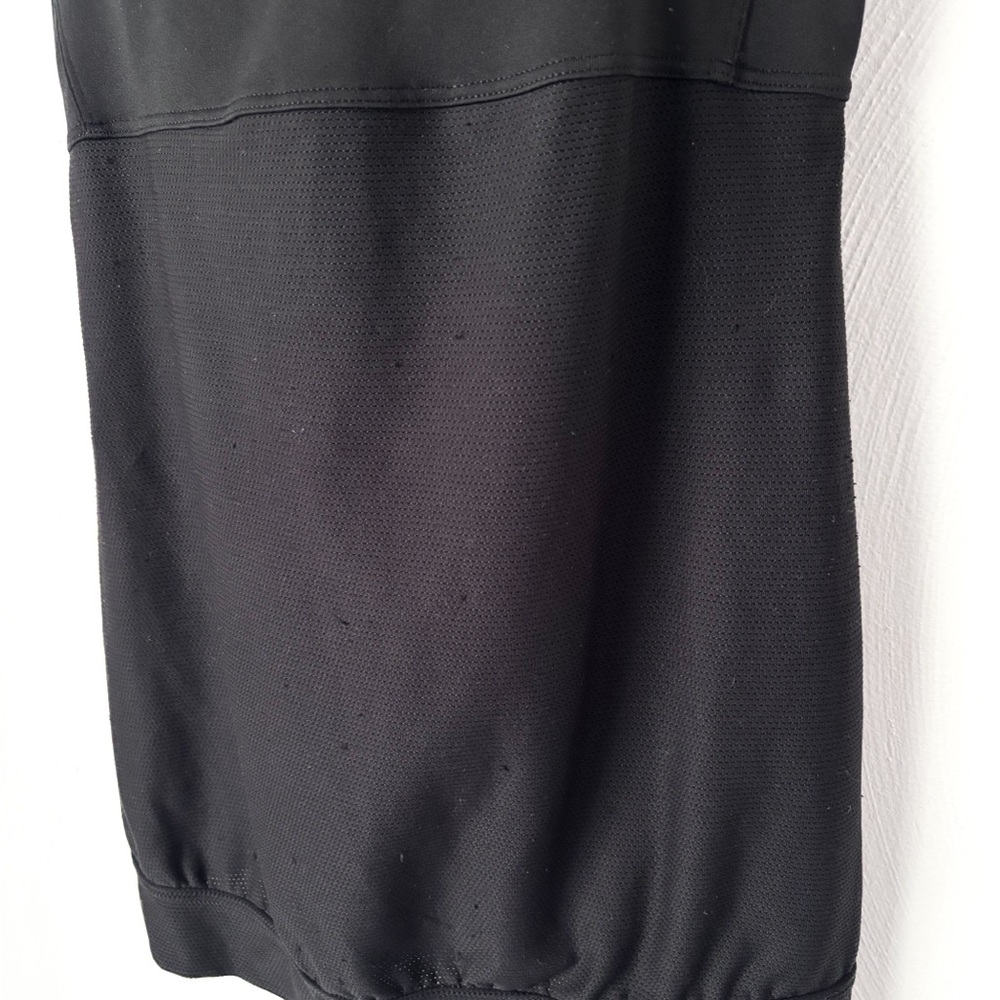 Athleta Tank Miles Top Mesh in Black. size XS - Picture 3 of 5